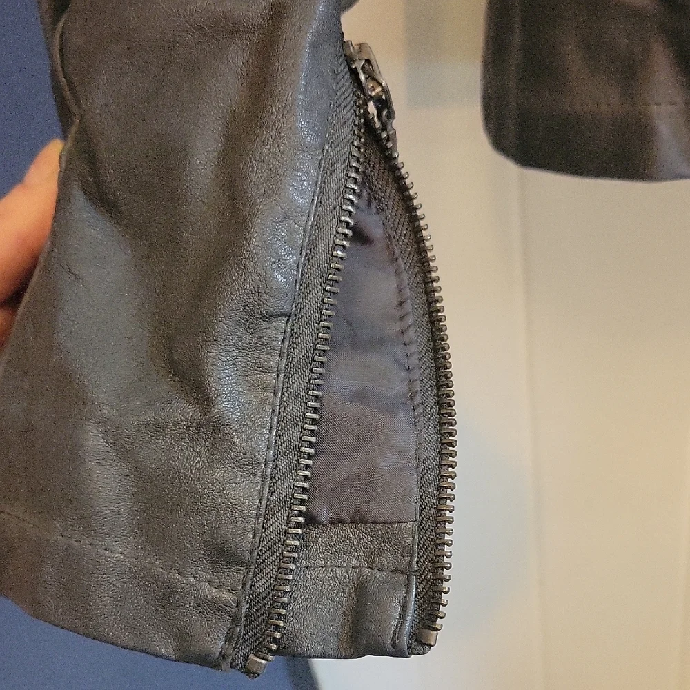 Grey/Silver Jacket - Picture 2 of 7